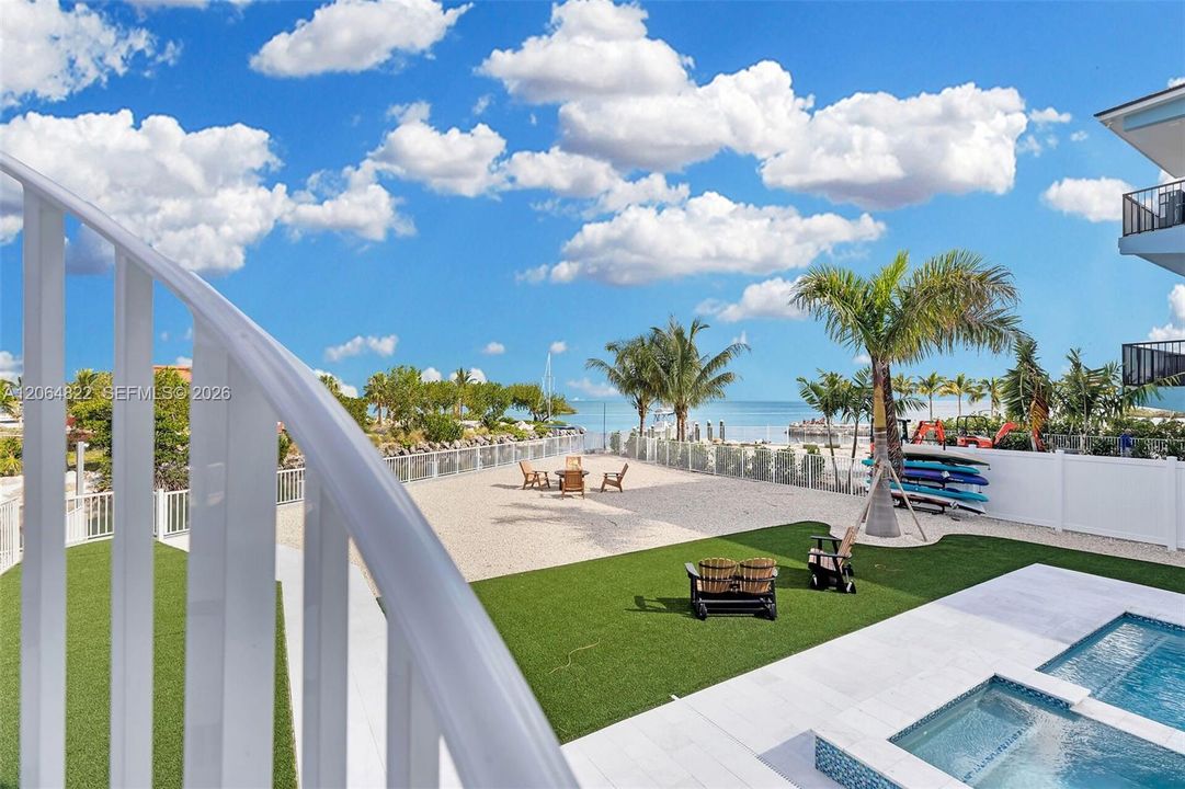 For Sale: $5,495,000 (5 beds, 5 baths, 3219 Square Feet)