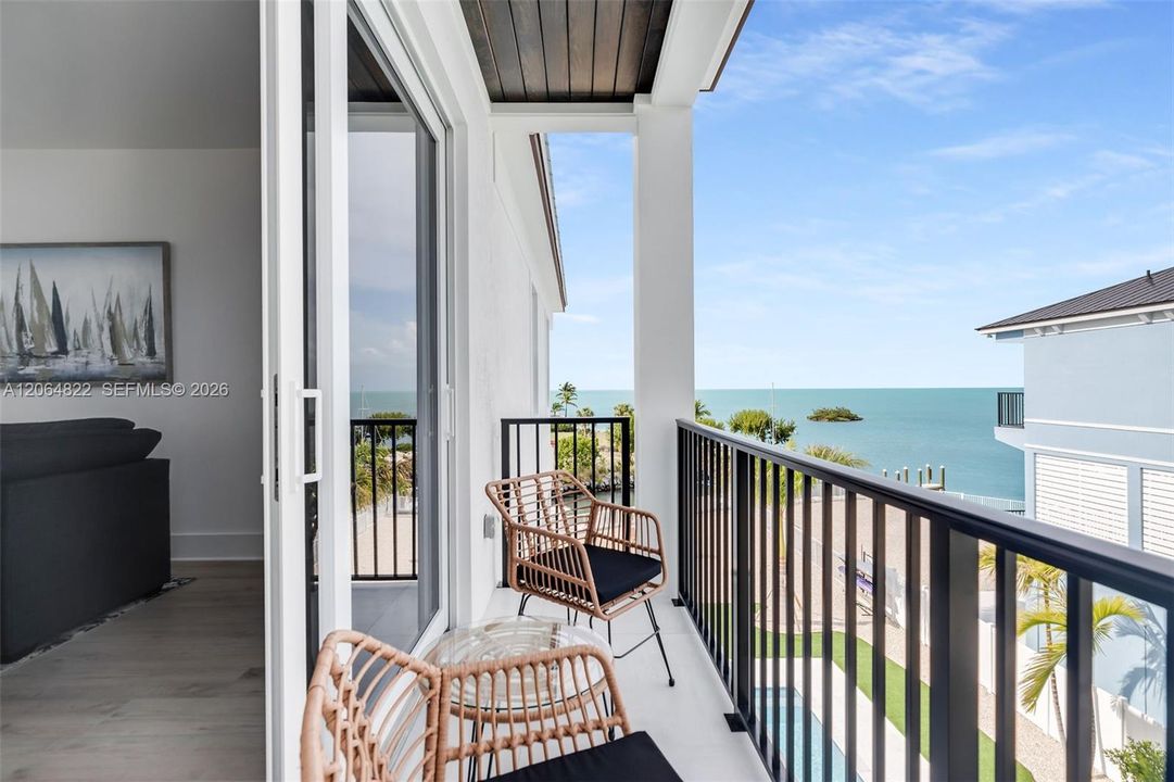 For Sale: $5,495,000 (5 beds, 5 baths, 3219 Square Feet)