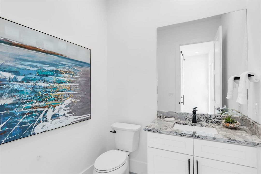 For Sale: $5,495,000 (5 beds, 5 baths, 3219 Square Feet)