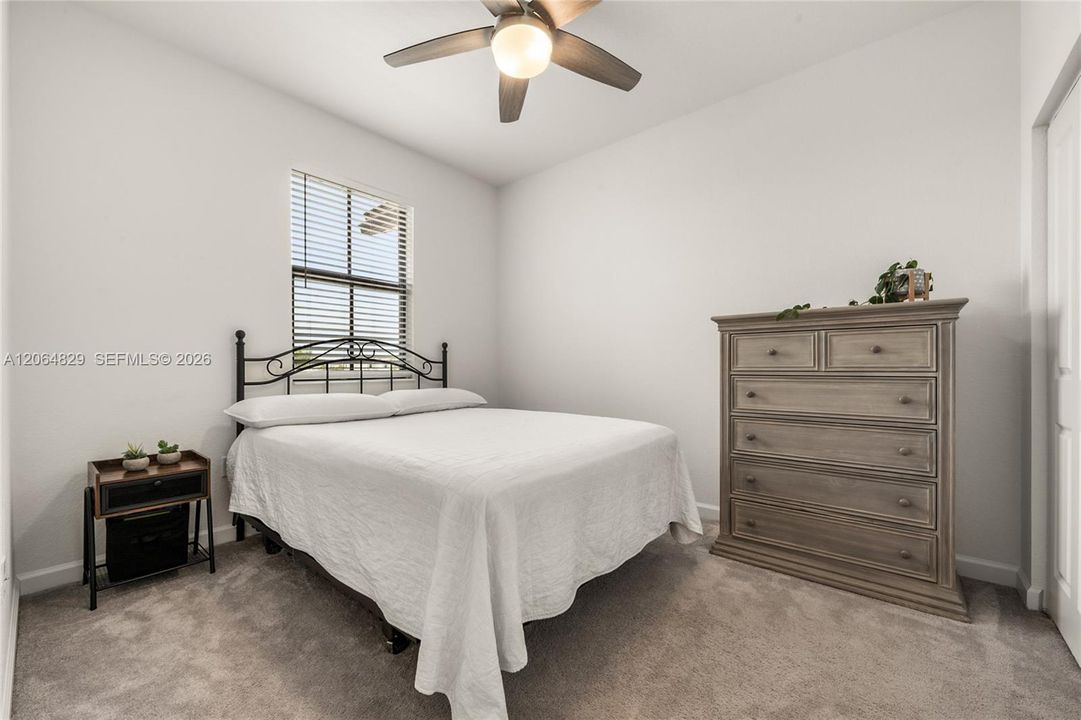 For Rent: $3,400 (4 beds, 2 baths, 1820 Square Feet)