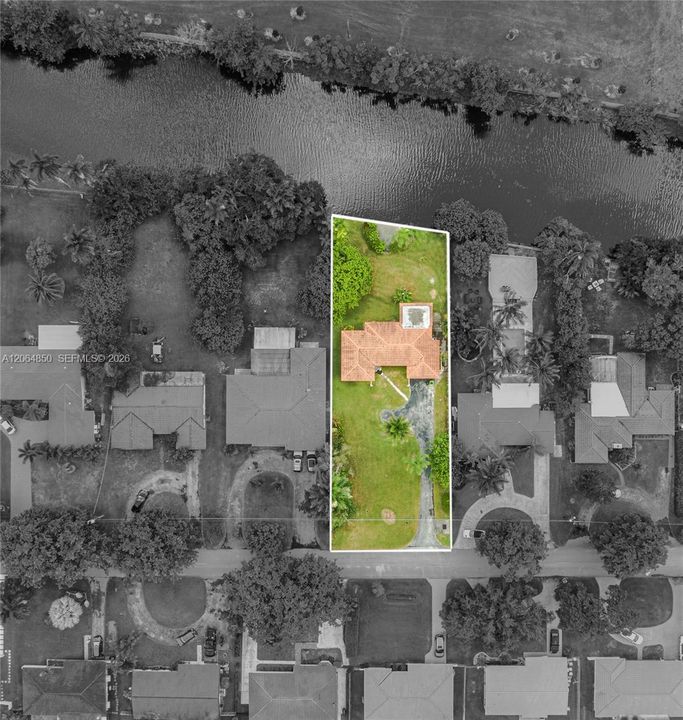 For Sale: $1,300,000 (0.32 acres)