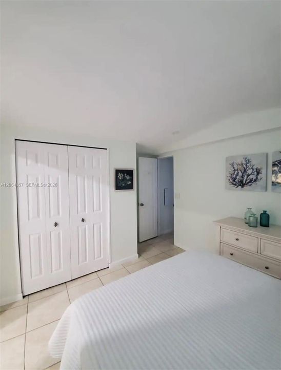 В аренду: $2,800 (2 спален, 2 ванн, 840 Квадратных фут)