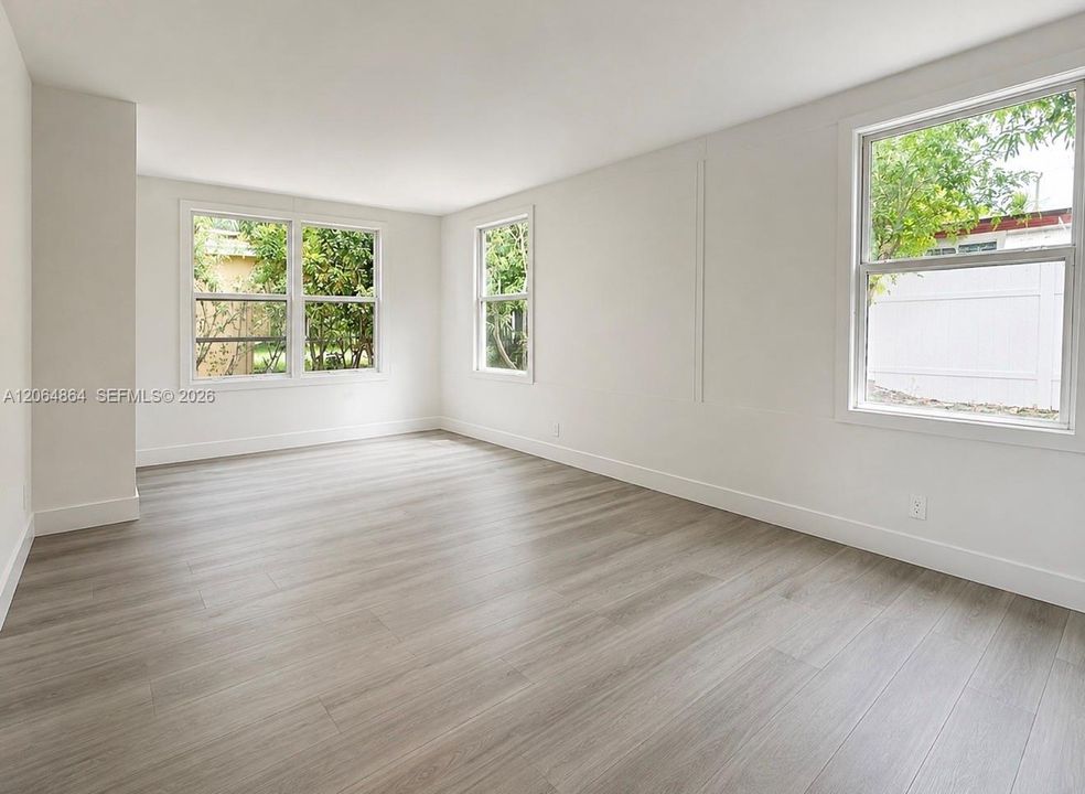 For Sale: $485,000 (4 beds, 2 baths, 1692 Square Feet)