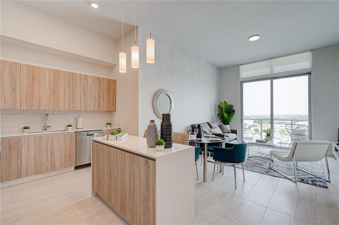 For Rent: $3,650 (1 beds, 1 baths, 728 Square Feet)