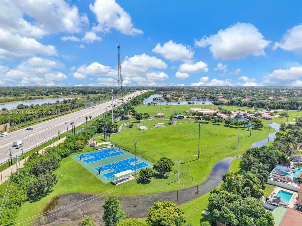 For Sale: $850,000 (4 beds, 3 baths, 2079 Square Feet)