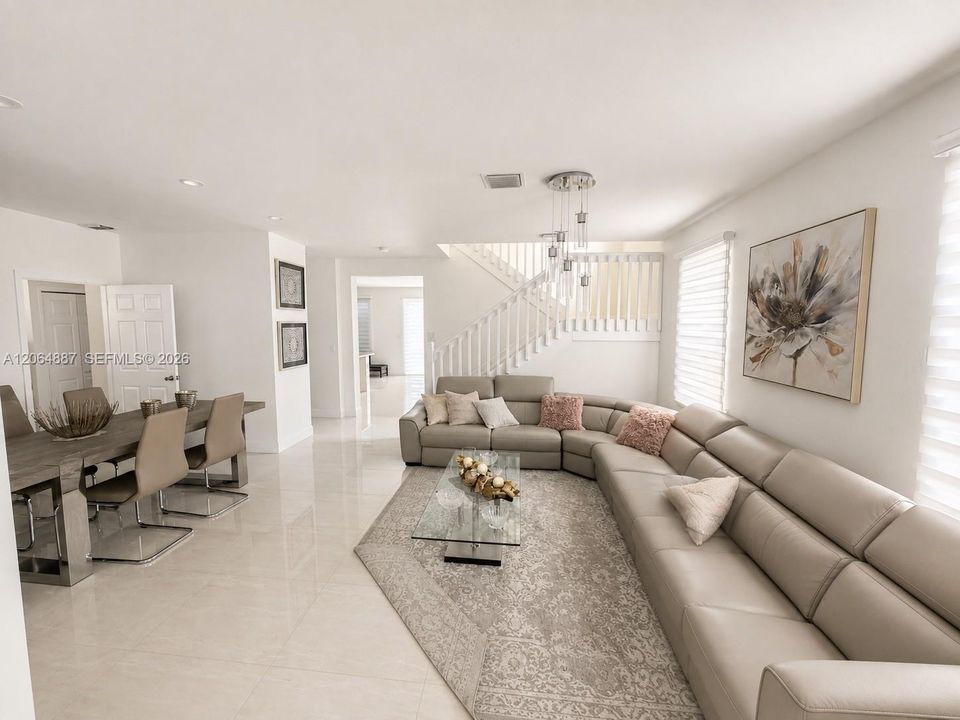 En Renta: $5,900 (5 camas, 4 baños, 2909 Pies cuadrados)