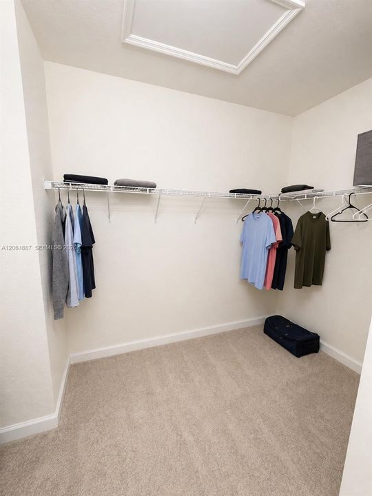 En Renta: $5,900 (5 camas, 4 baños, 2909 Pies cuadrados)