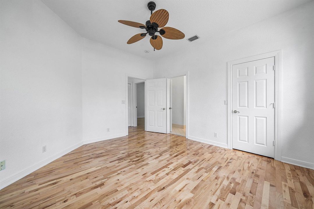 044-6543Northwest127thTerrace-Parkland-F
