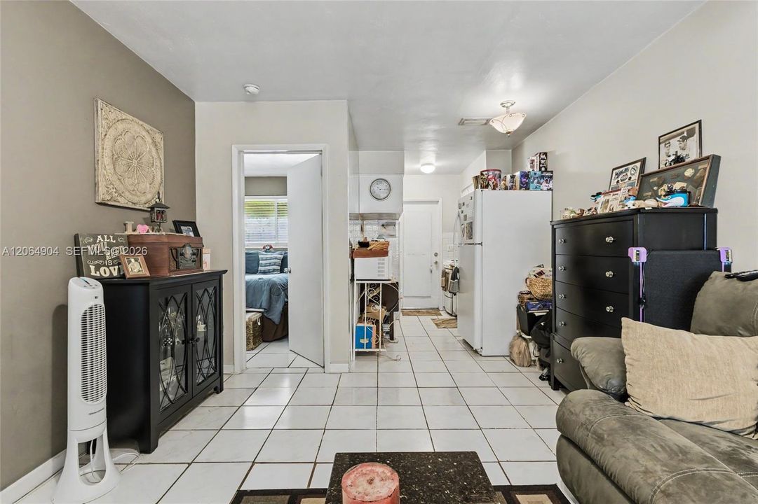 待售: $89,000 (1 贝兹, 1 浴室, 468 平方英尺)