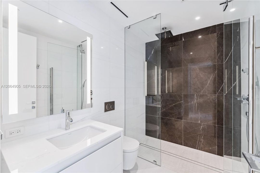 For Sale: $3,500,000 (3 beds, 3 baths, 2328 Square Feet)