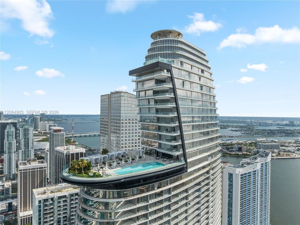 For Sale: $3,500,000 (3 beds, 3 baths, 2328 Square Feet)