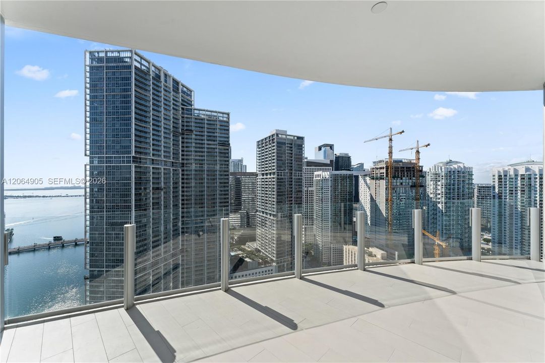 For Sale: $3,500,000 (3 beds, 3 baths, 2328 Square Feet)