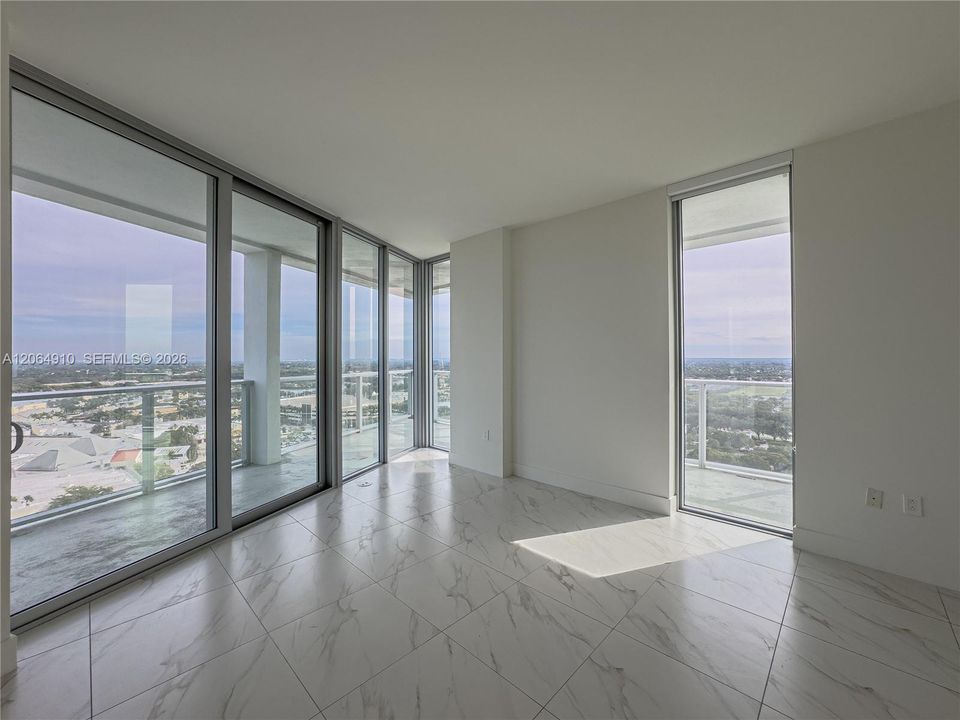 For Rent: $4,100 (3 beds, 3 baths, 1297 Square Feet)