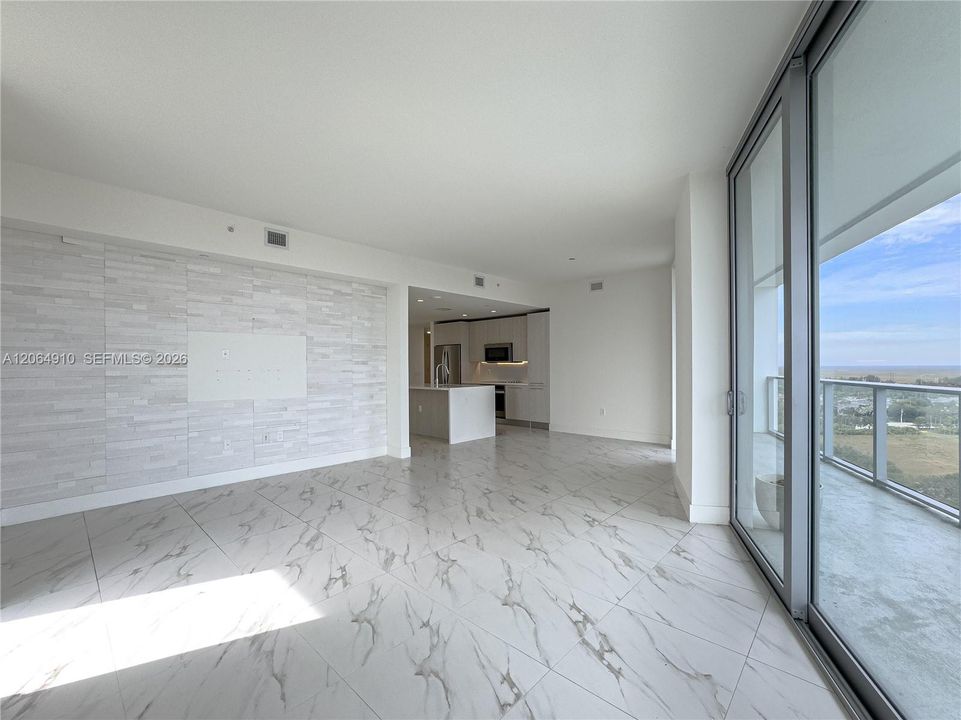 For Rent: $4,100 (3 beds, 3 baths, 1297 Square Feet)