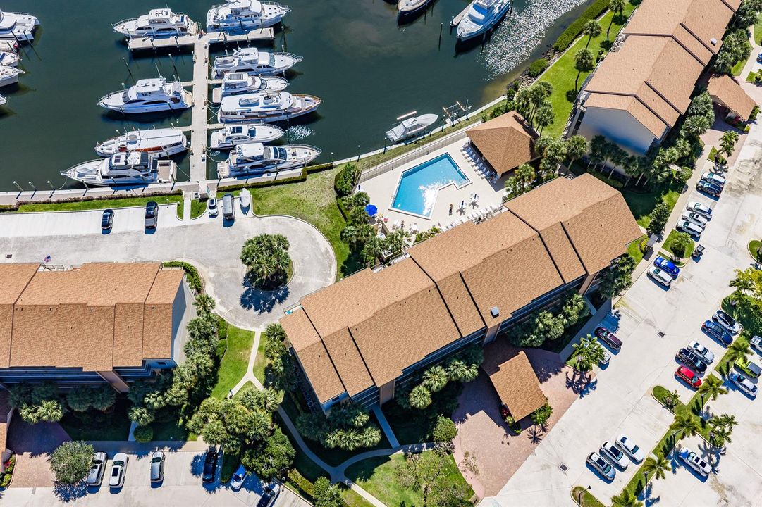 Marina Isles on Bluffs comunities_16