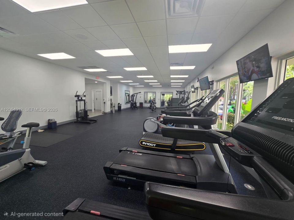 Active With Contract: $1,900 (1 beds, 1 baths, 767 Square Feet)