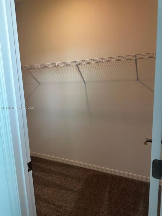 В аренду: $2,700 (4 спален, 3 ванн, 0 Квадратных фут)