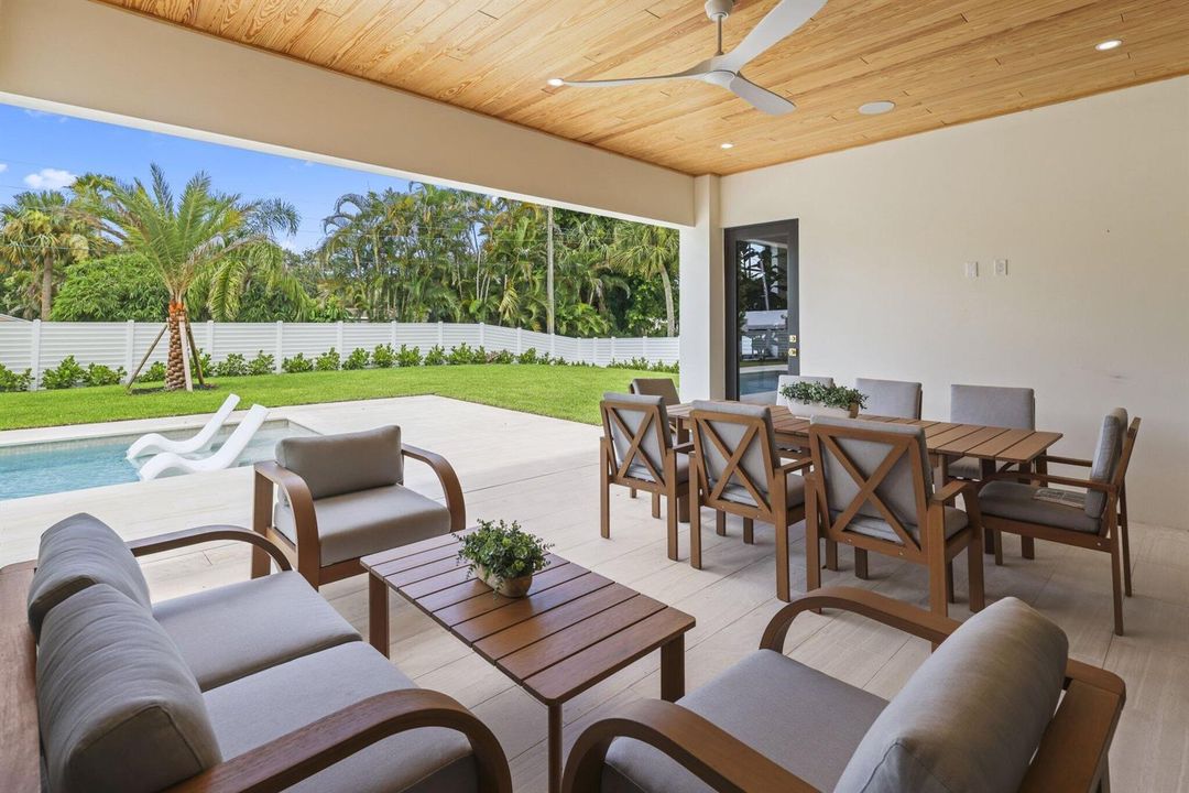 2384 Windsor Rd Palm Beach Gardens - 45.