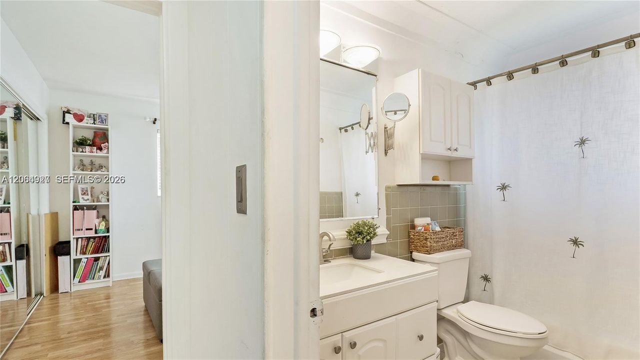 For Sale: $757,000 (3 beds, 2 baths, 2772 Square Feet)