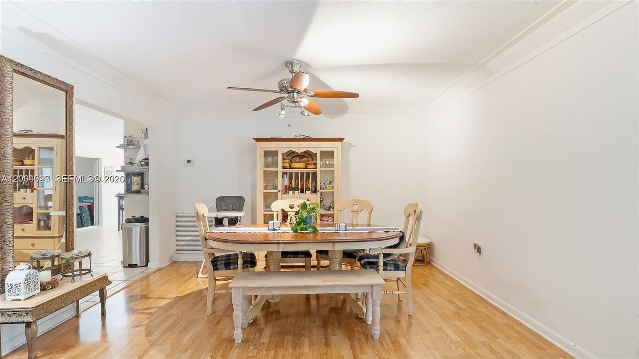 For Sale: $757,000 (3 beds, 2 baths, 2772 Square Feet)
