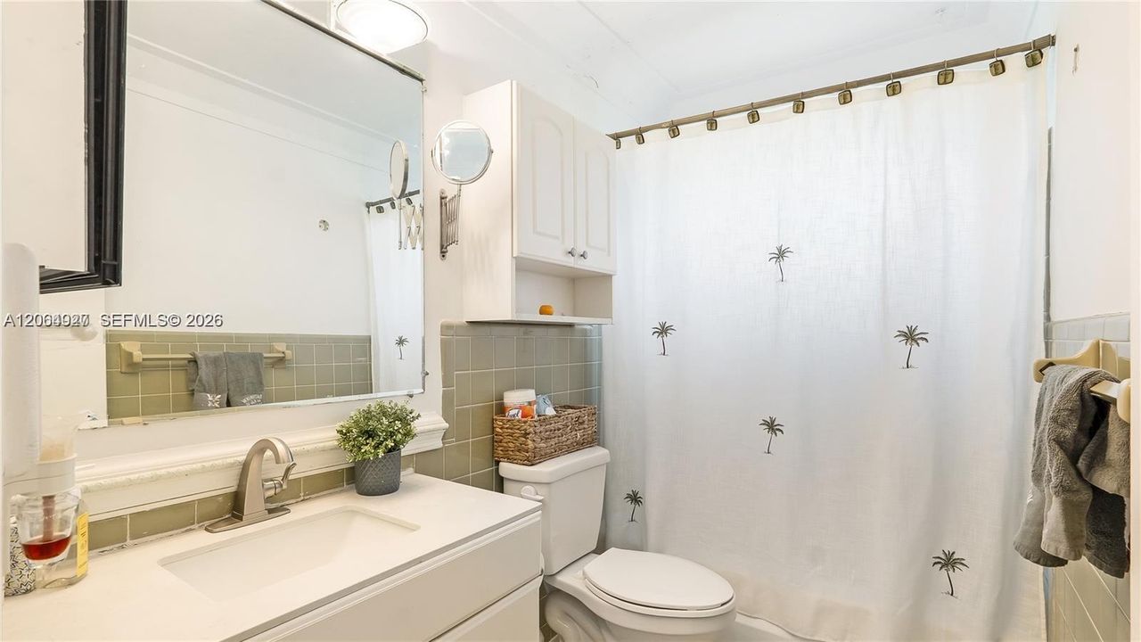 For Sale: $757,000 (3 beds, 2 baths, 2772 Square Feet)