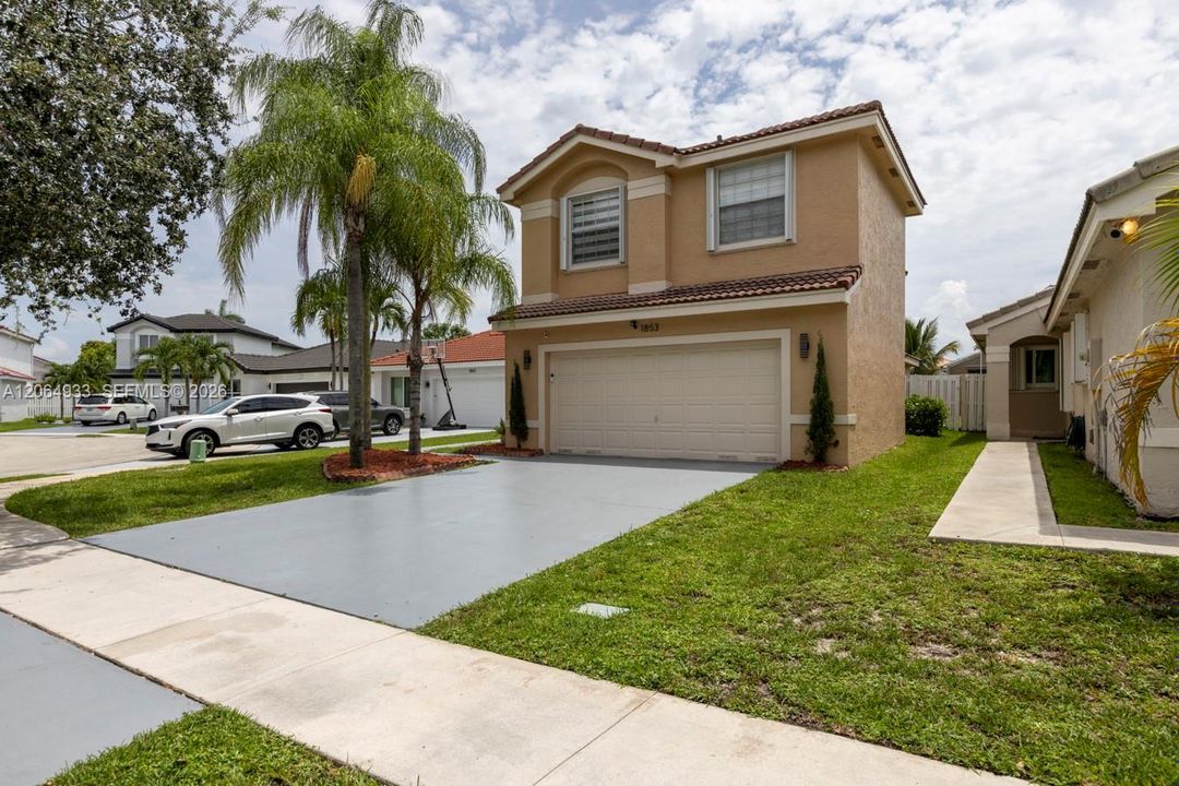 For Sale: $639,990 (3 beds, 2 baths, 1862 Square Feet)