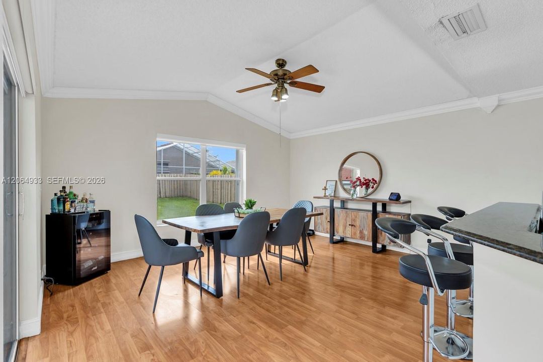 For Sale: $639,990 (3 beds, 2 baths, 1862 Square Feet)