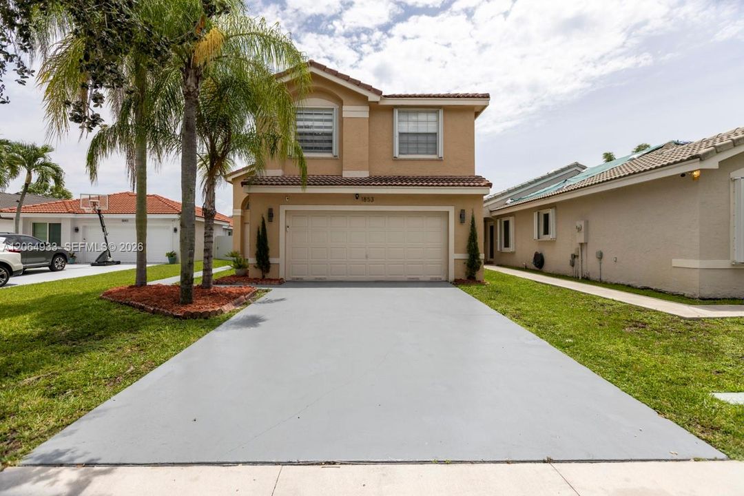 For Sale: $639,990 (3 beds, 2 baths, 1862 Square Feet)
