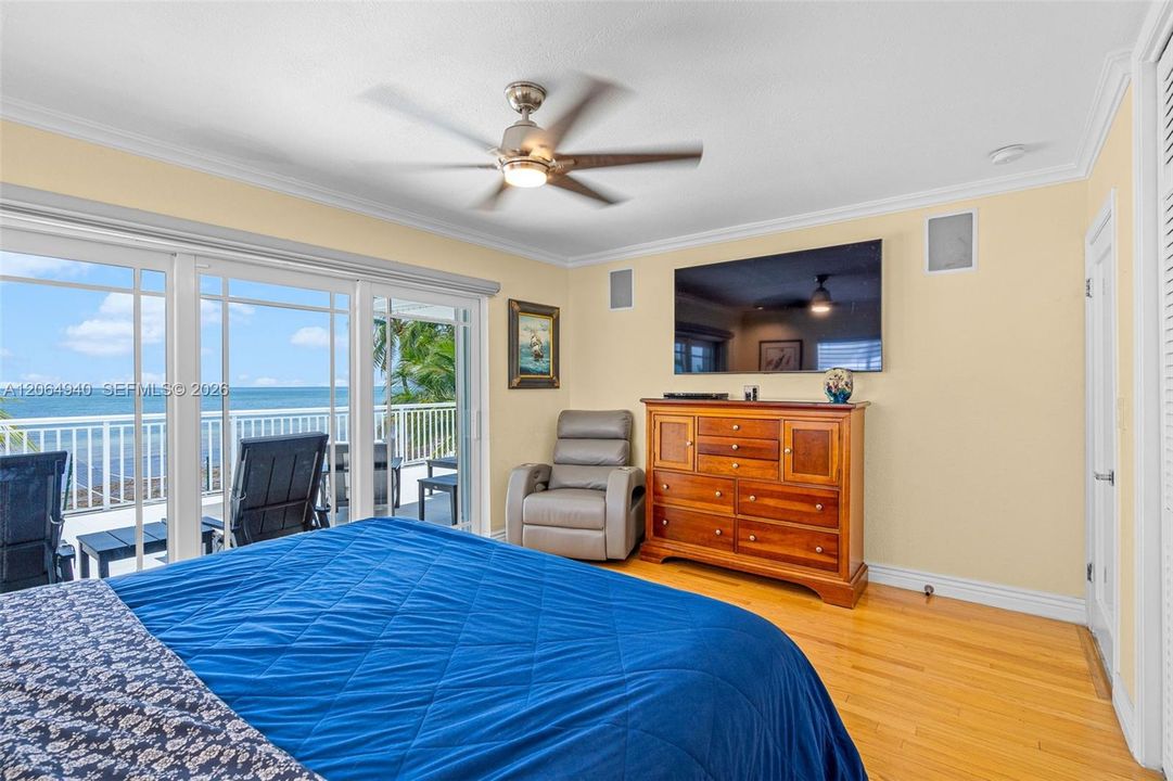 For Sale: $3,850,000 (4 beds, 4 baths, 2596 Square Feet)