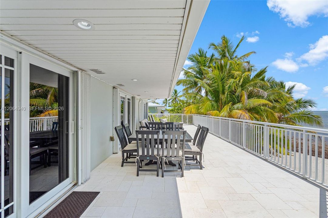 For Sale: $3,850,000 (4 beds, 4 baths, 2596 Square Feet)