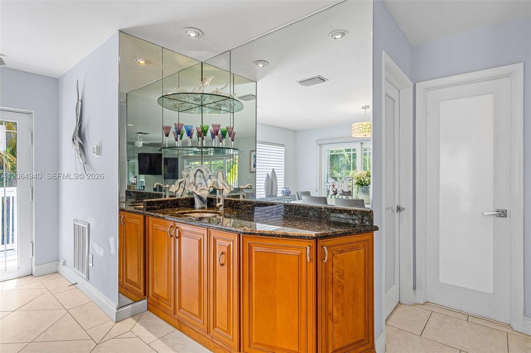 For Sale: $3,850,000 (4 beds, 4 baths, 2596 Square Feet)