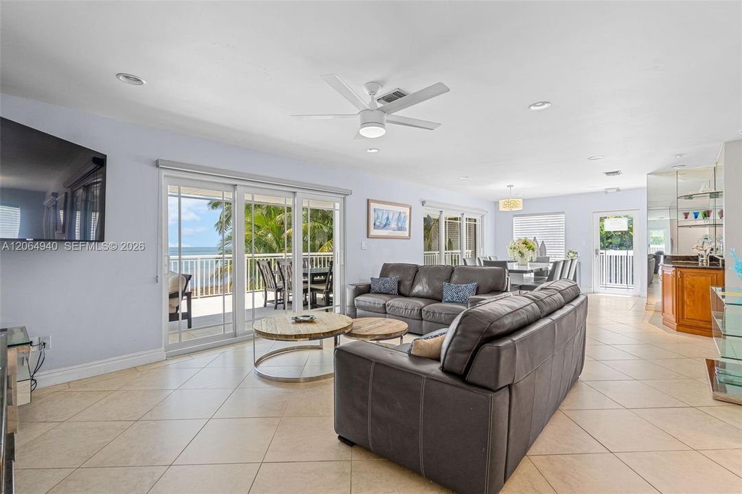 For Sale: $3,850,000 (4 beds, 4 baths, 2596 Square Feet)