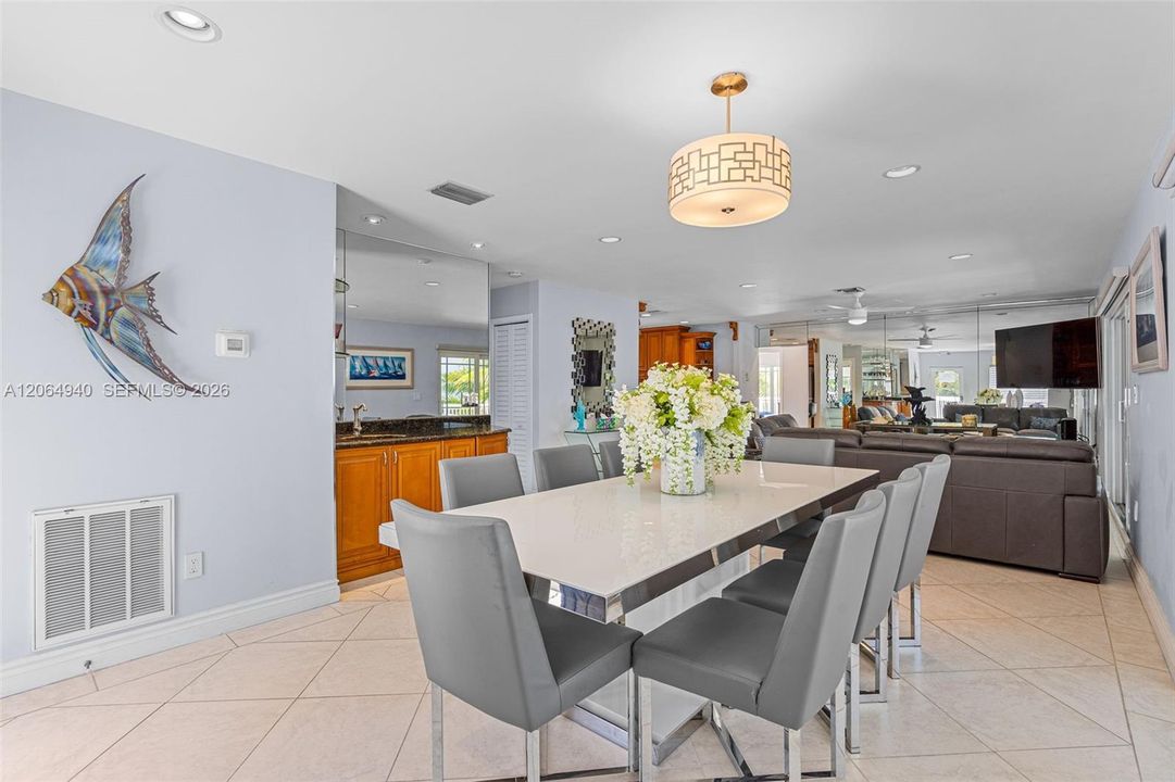 For Sale: $3,850,000 (4 beds, 4 baths, 2596 Square Feet)