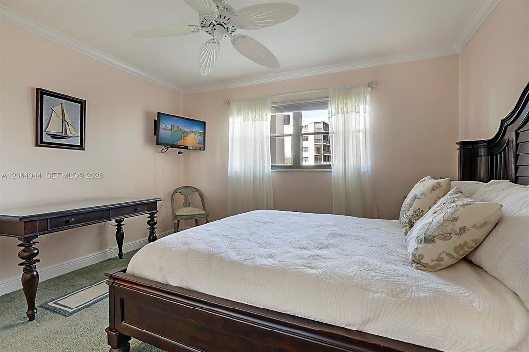 В аренду: $3,300 (2 спален, 2 ванн, 1182 Квадратных фут)