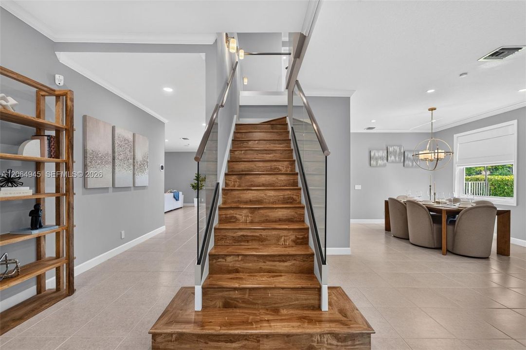 For Sale: $1,350,000 (5 beds, 4 baths, 2896 Square Feet)