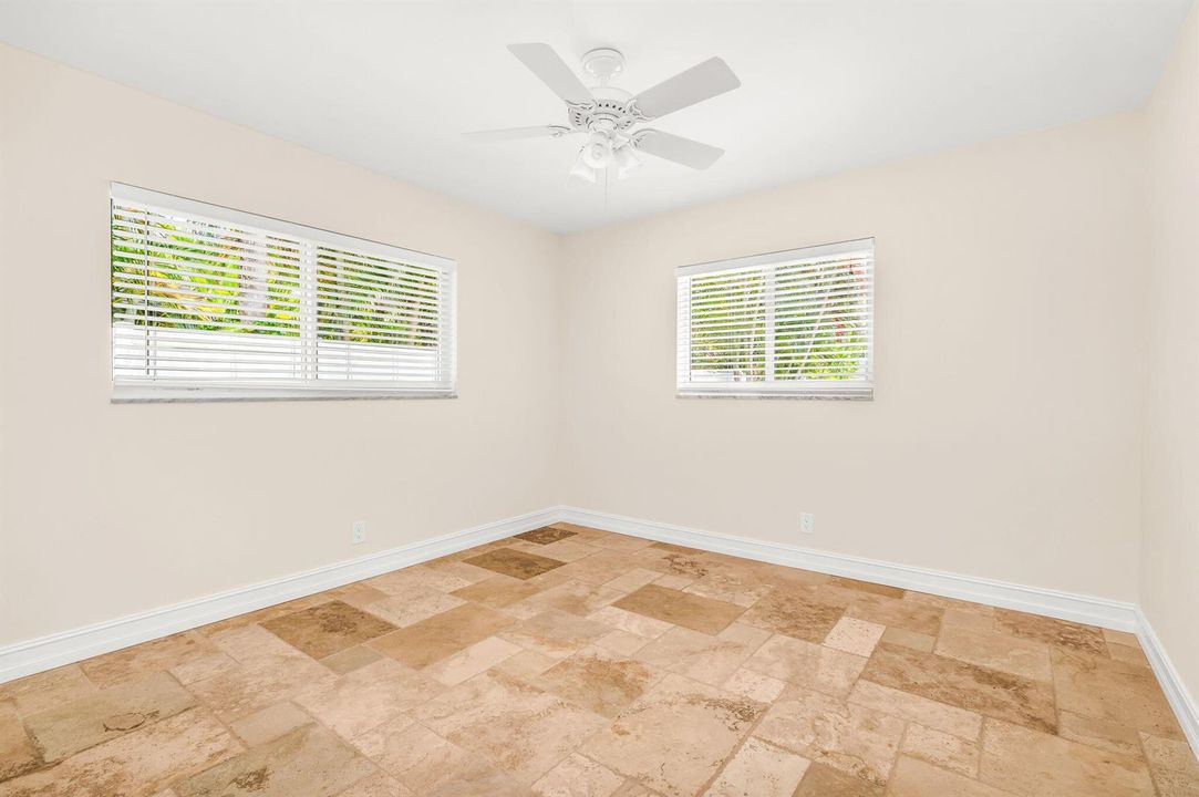 27-web-or-mls-photo-27