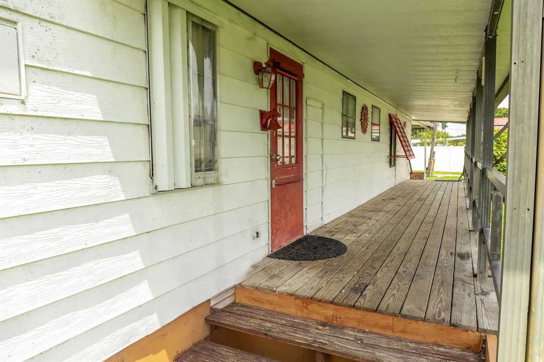 Pnaife Property OUTSIDE-12