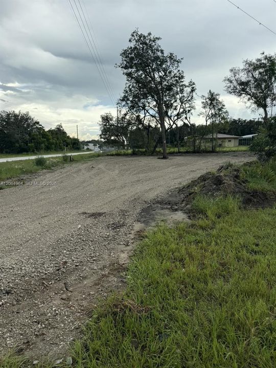 На продажу: $85,000 (0.21 acres)