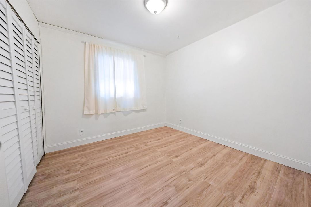 5078 Ambler ln (5)