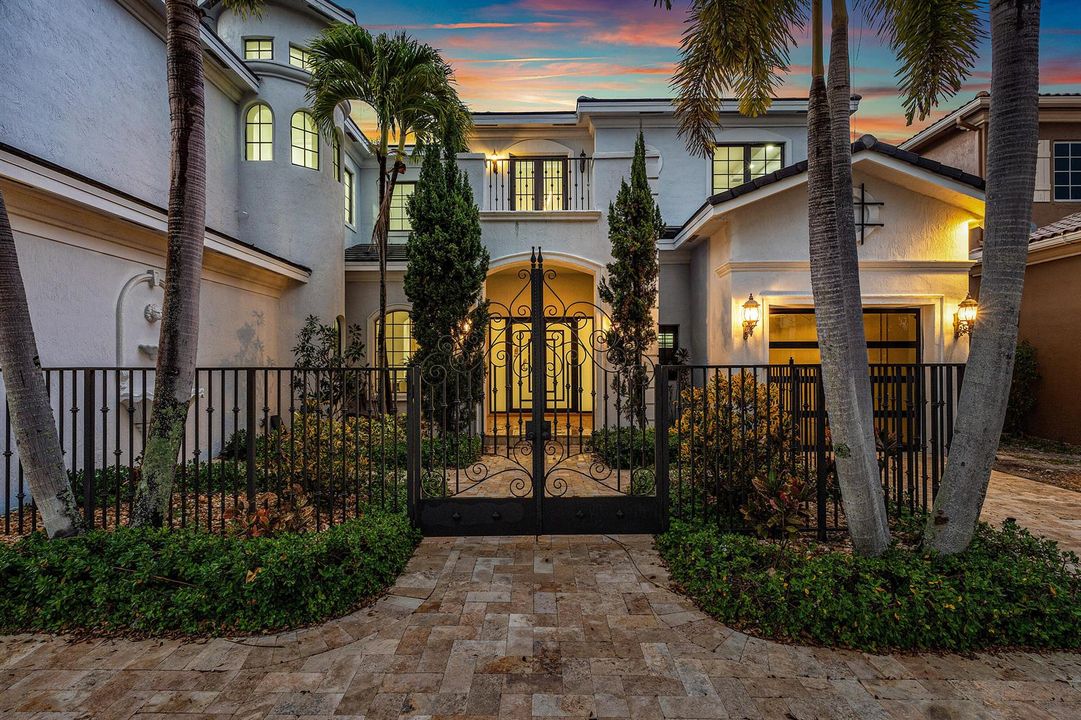 Front Twilight