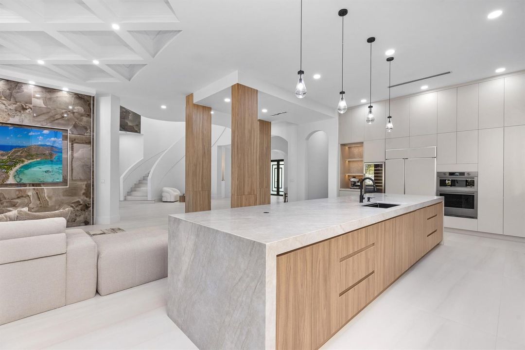 Kitchen 62