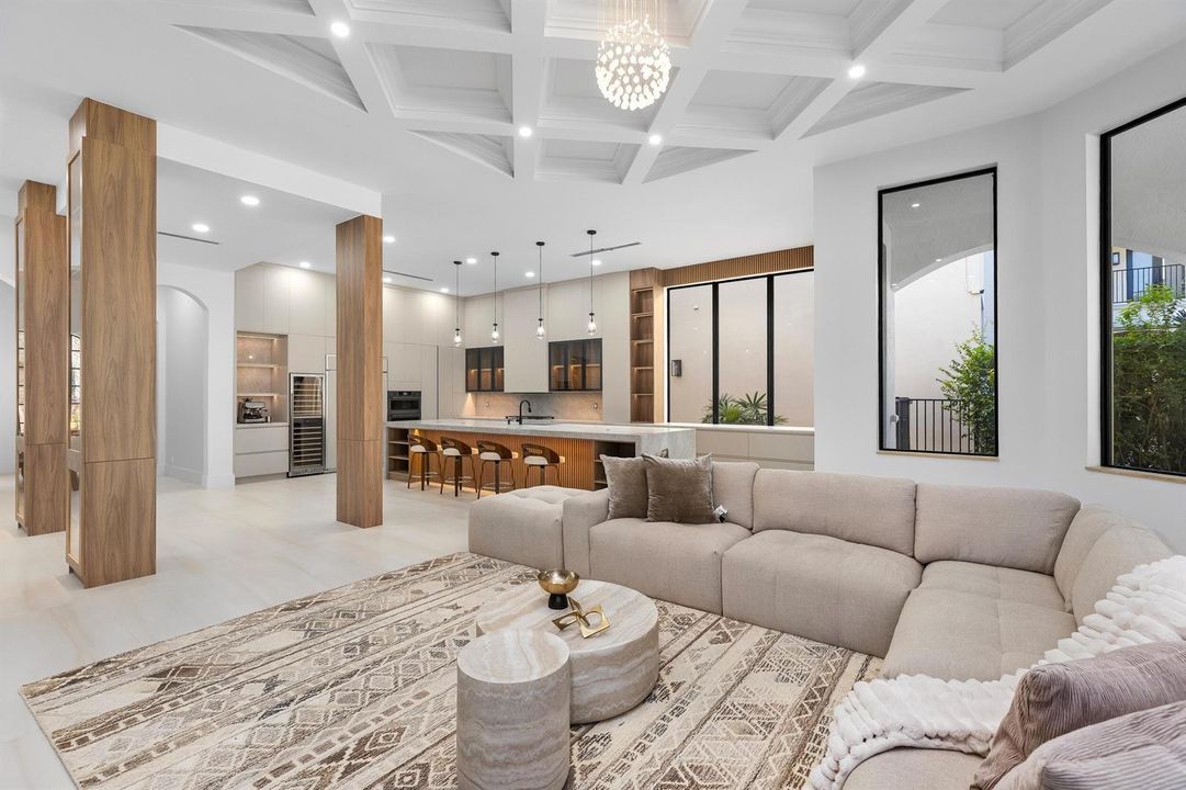 Living Area 83
