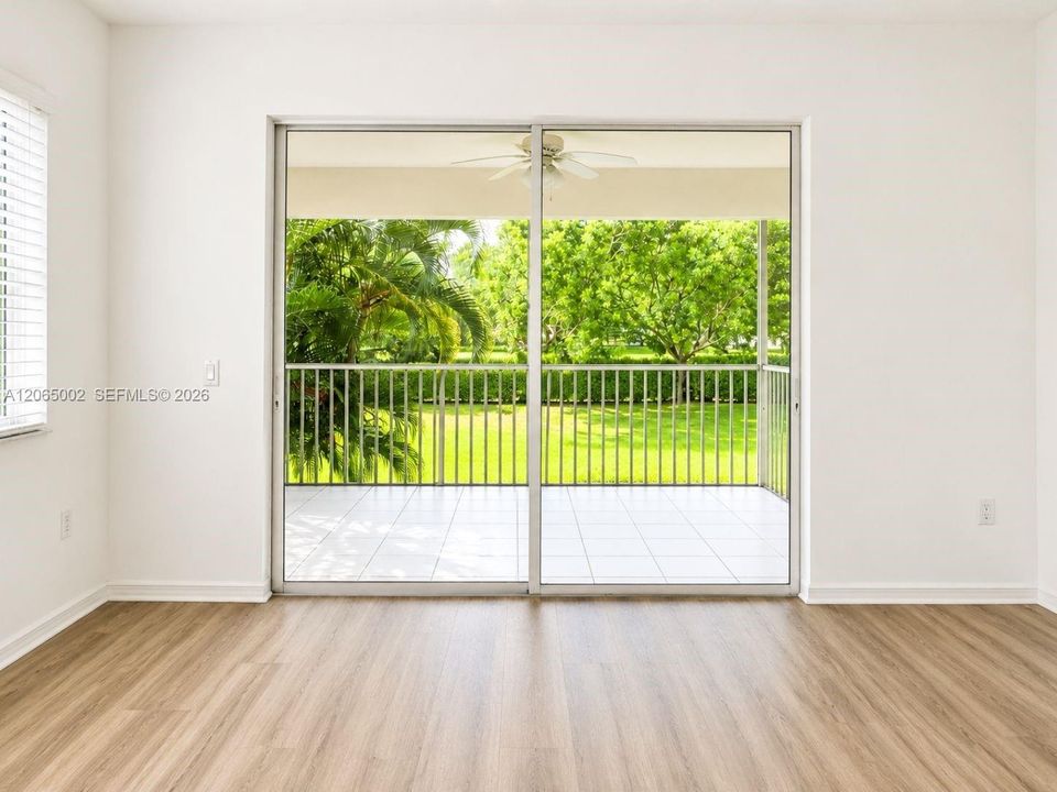 For Sale: $229,000 (3 beds, 2 baths, 1321 Square Feet)