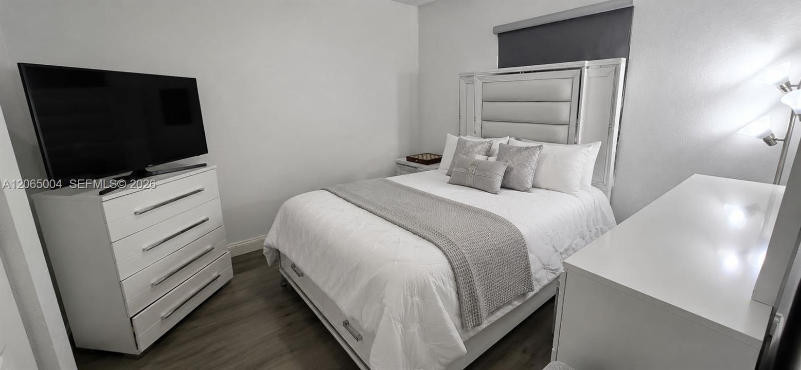 For Sale: $445,000 (3 beds, 2 baths, 1428 Square Feet)