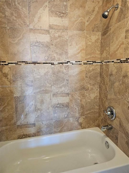 For Rent: $2,395 (3 beds, 2 baths, 980 Square Feet)