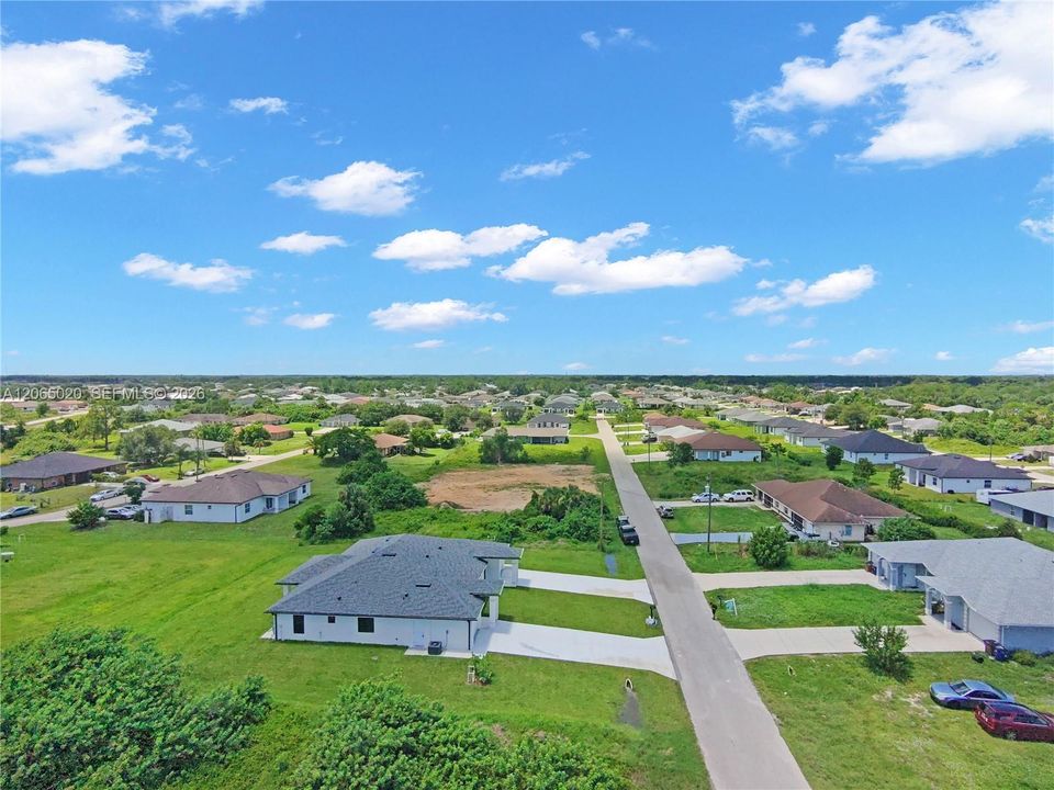 For Sale: $484,990 (0 beds, 0 baths, 2396 Square Feet)