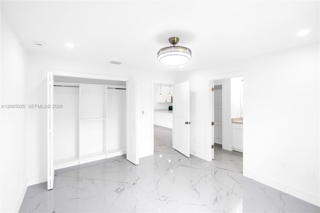 For Sale: $484,990 (0 beds, 0 baths, 2396 Square Feet)