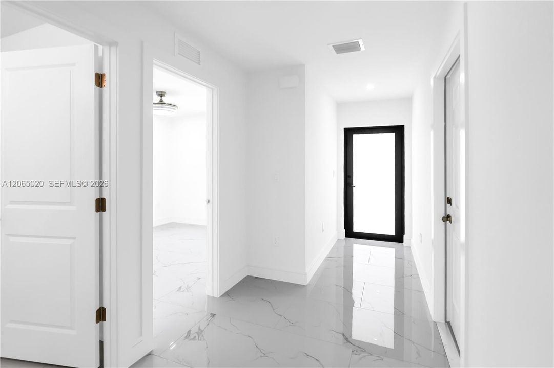 For Sale: $484,990 (0 beds, 0 baths, 2396 Square Feet)