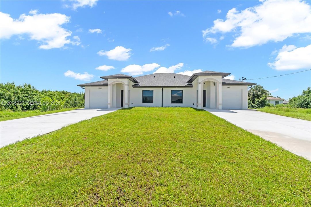 For Sale: $484,990 (0 beds, 0 baths, 2396 Square Feet)