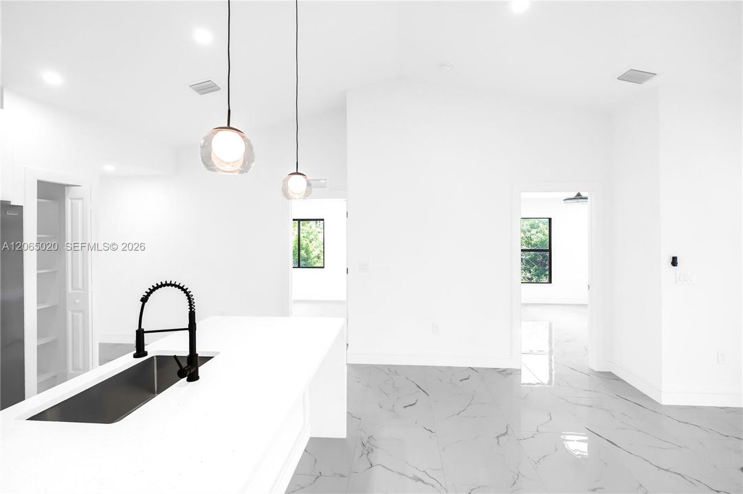 For Sale: $484,990 (0 beds, 0 baths, 2396 Square Feet)